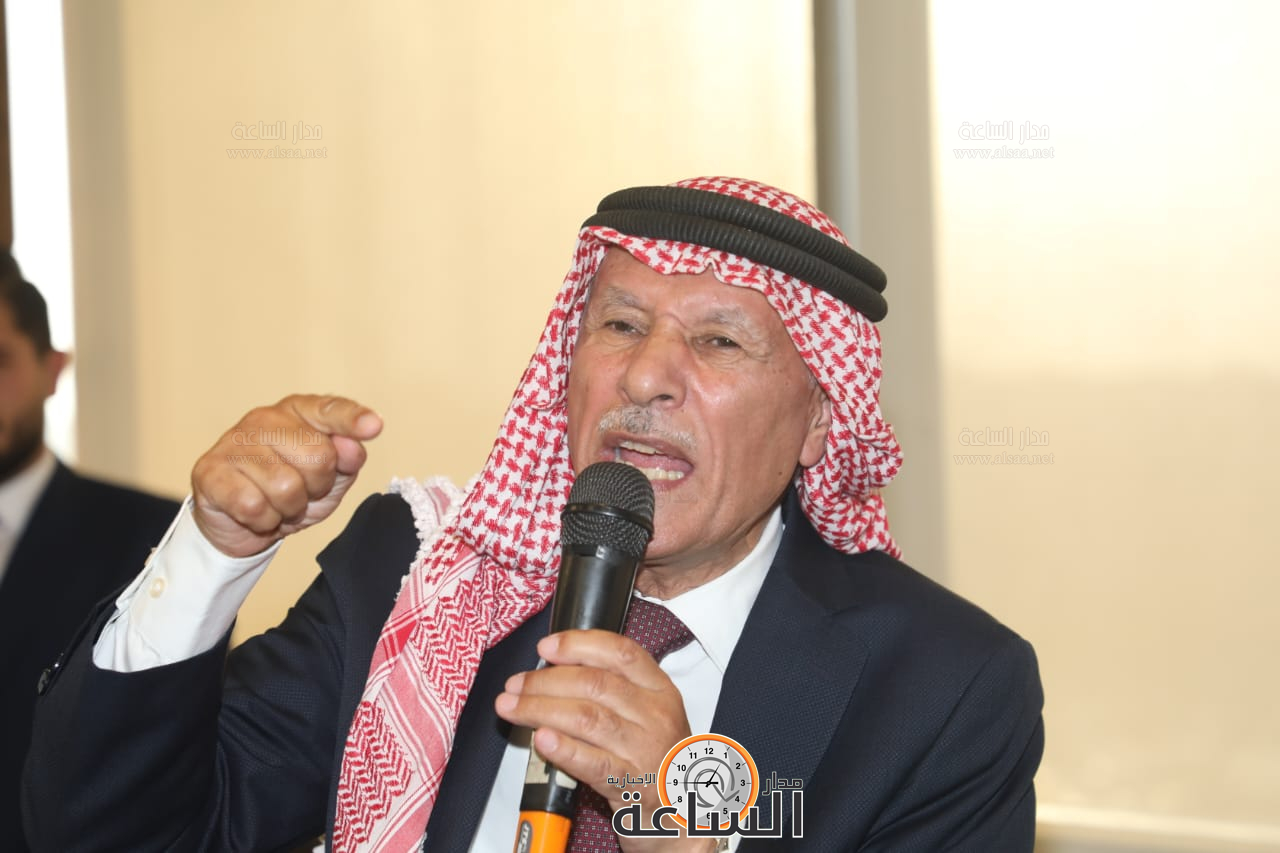 Madar Al-Saa Images 0.8751639435523404