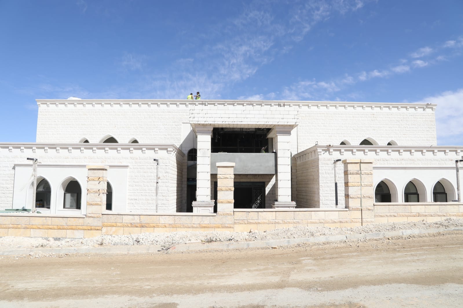 Madar Al-Saa Images 0.2779489455176145