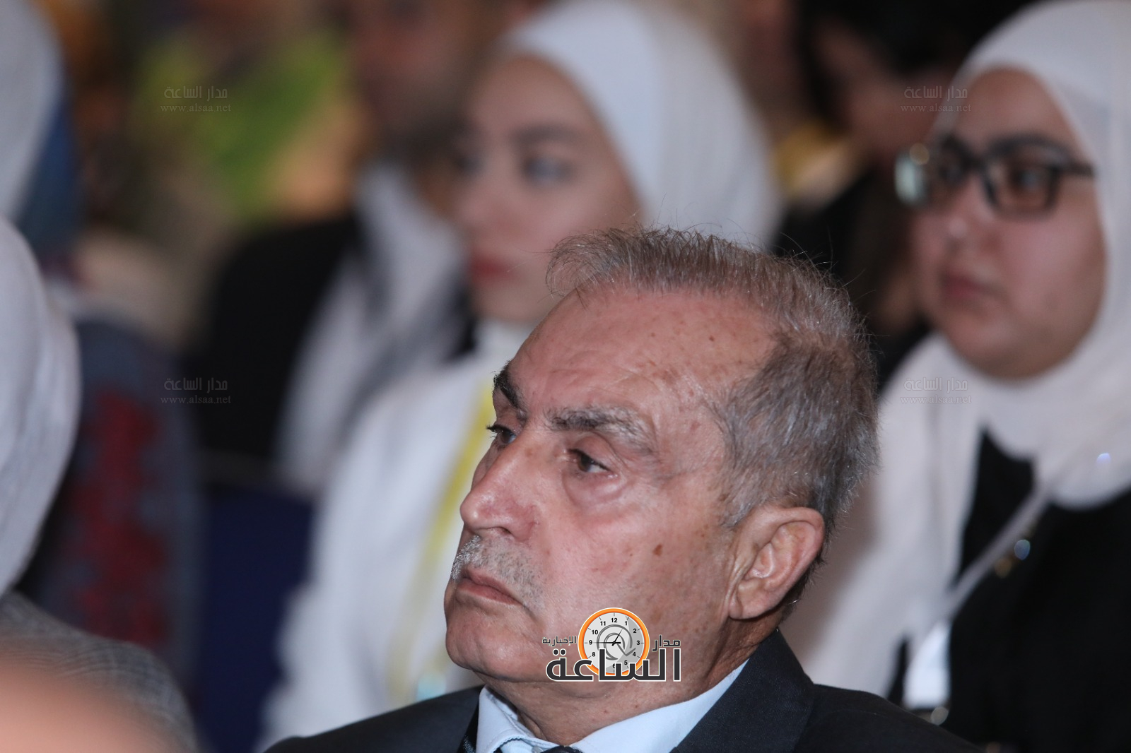 Madar Al-Saa Images 0.8785810088860011