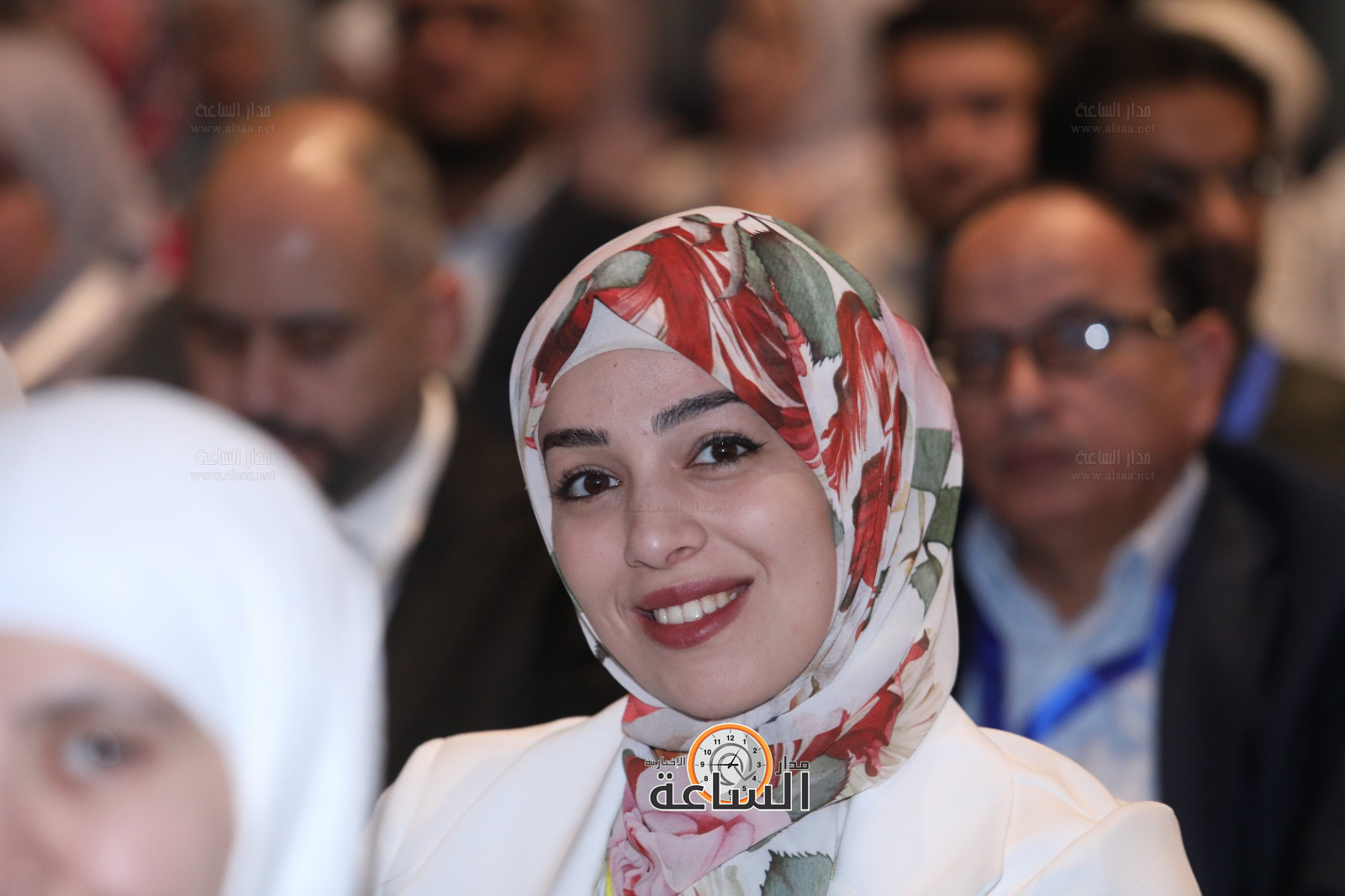 Madar Al-Saa Images 0.9977207992704424