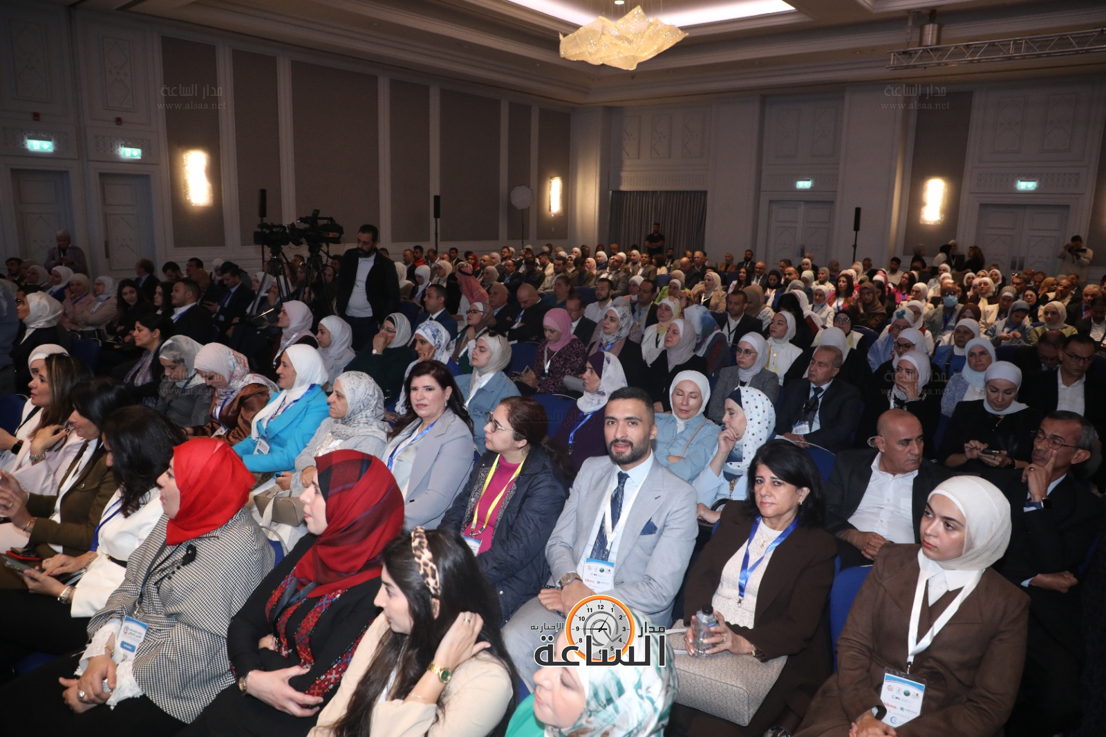 Madar Al-Saa Images 0.20550896957162035