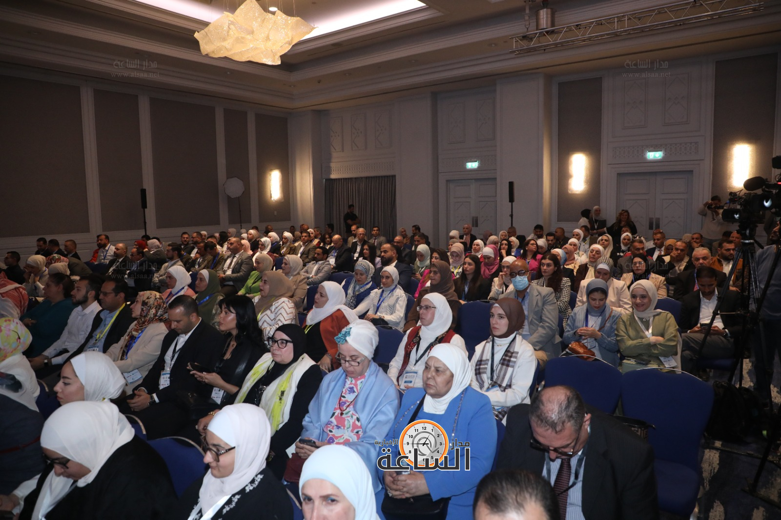 Madar Al-Saa Images 0.6844035132788902