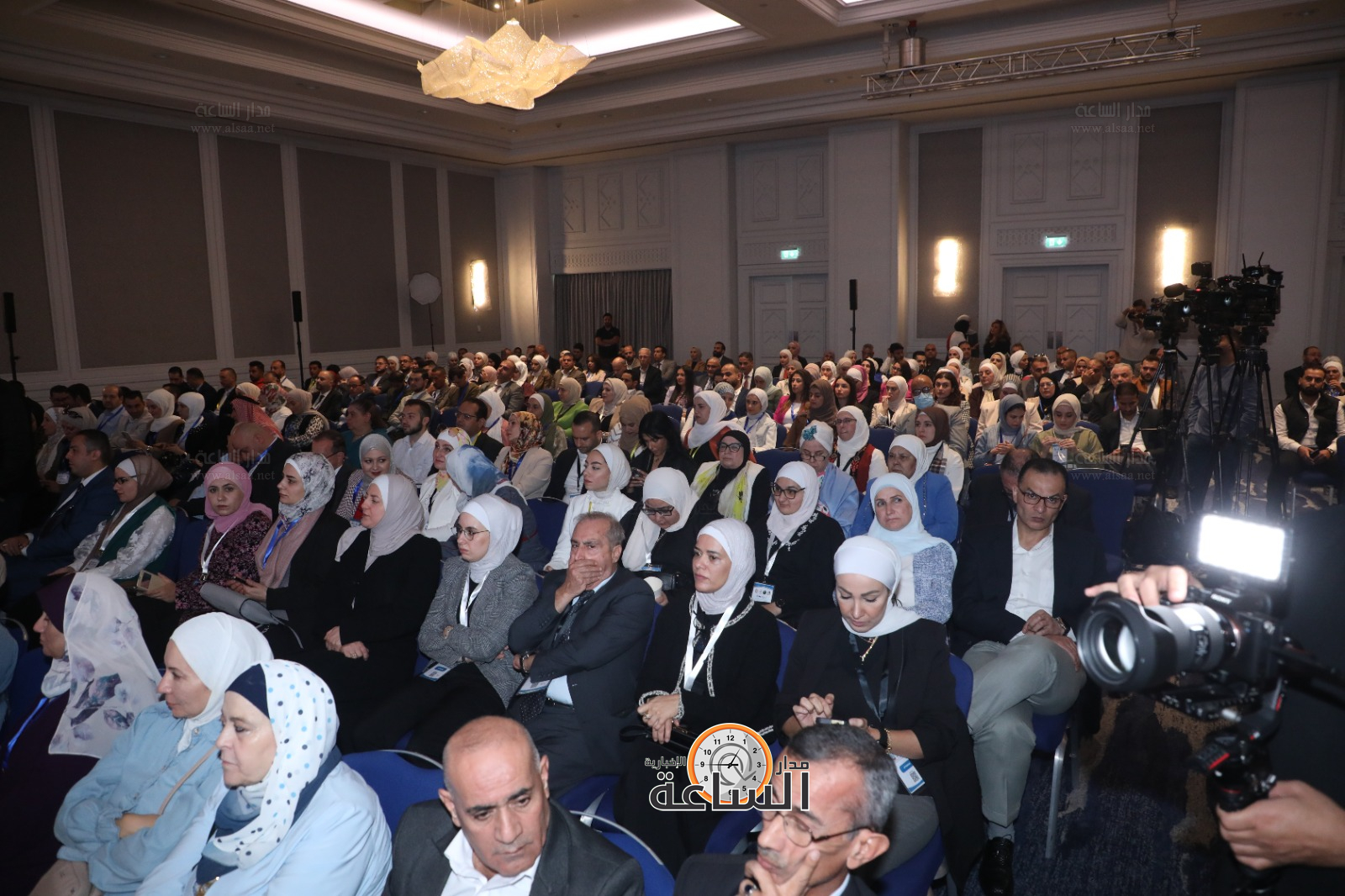 Madar Al-Saa Images 0.17497426394831272