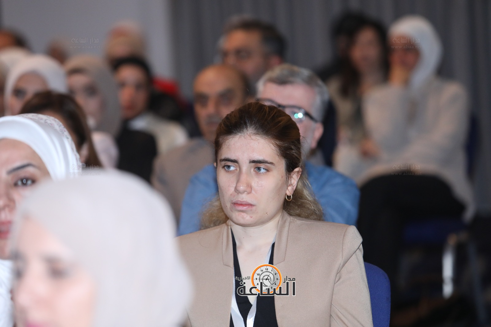 Madar Al-Saa Images 0.02098556859775802