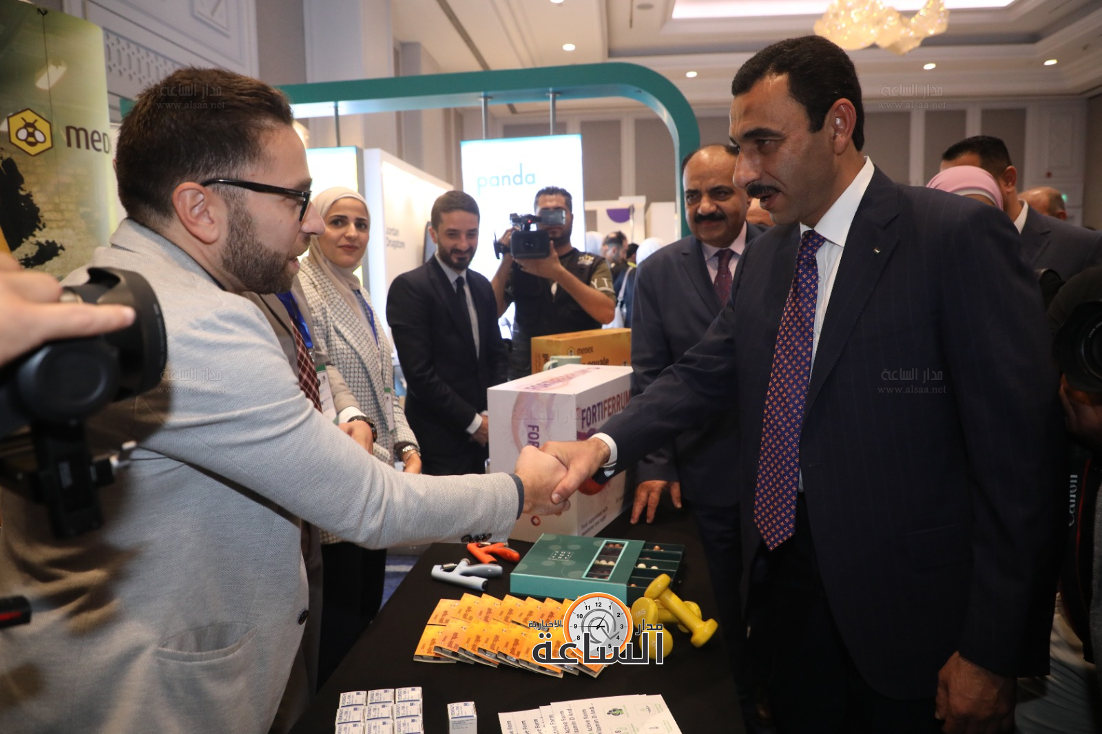 Madar Al-Saa Images 0.6124576596854638