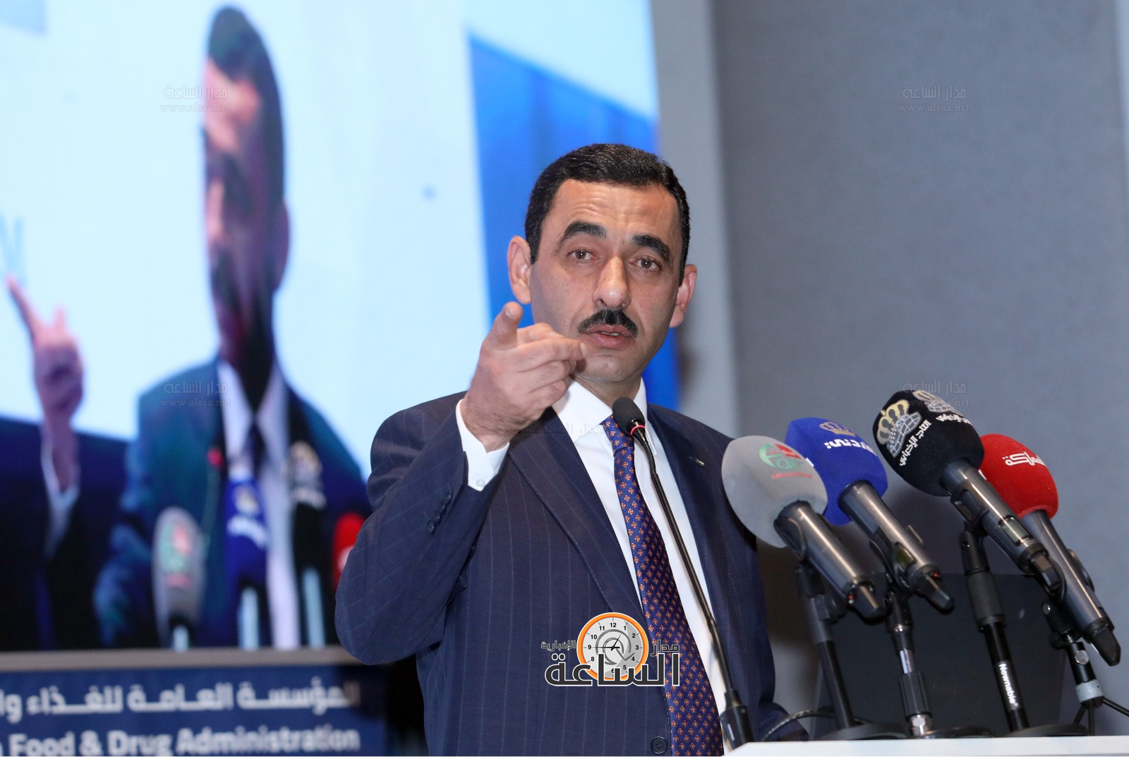 Madar Al-Saa Images 0.14406166128482223