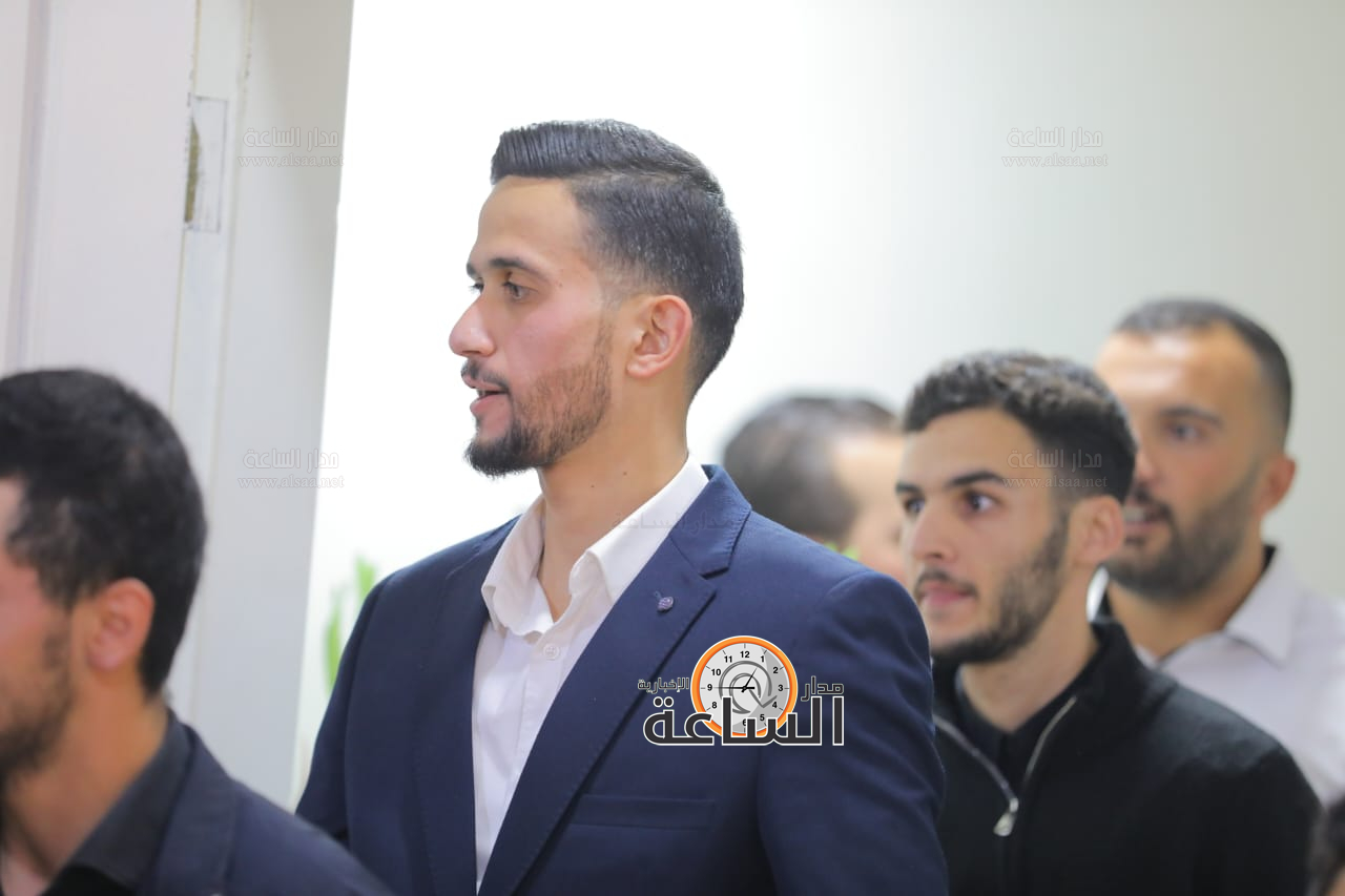 Madar Al-Saa Images 0.8216884547498657