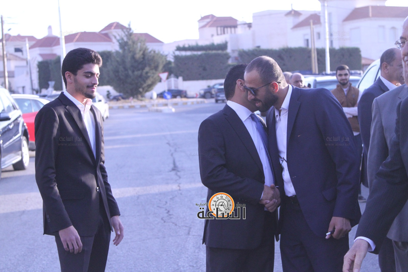 Madar Al-Saa Images 0.4331291529633381