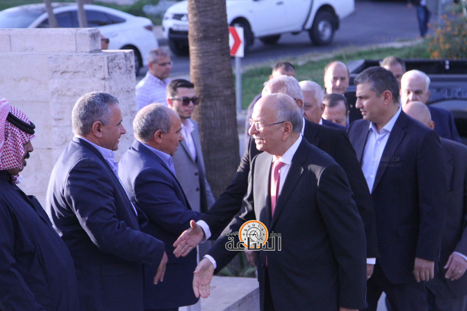 Madar Al-Saa Images 0.4257439248167878