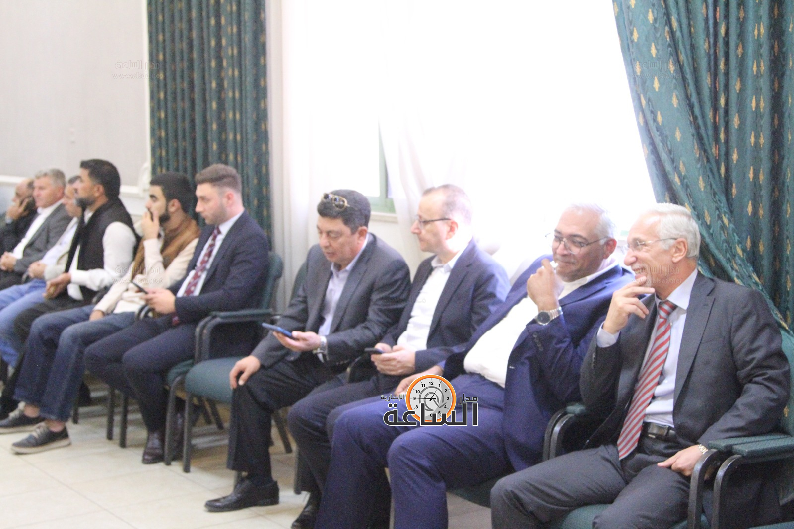 Madar Al-Saa Images 0.36593491259851674