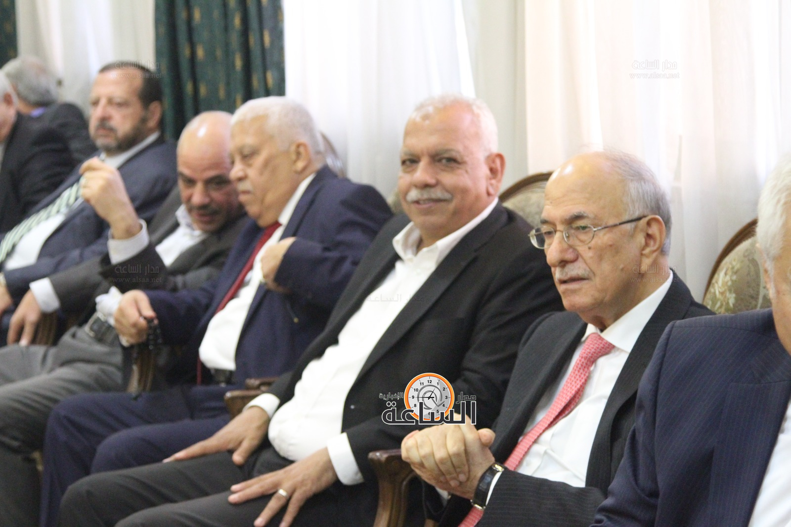 Madar Al-Saa Images 0.7245218009638124