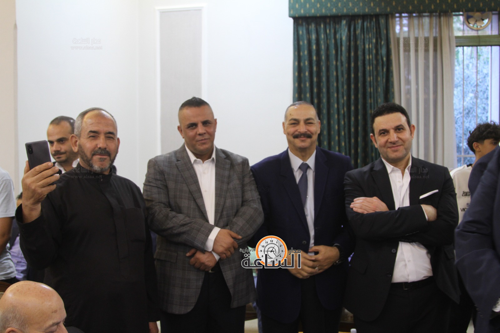 Madar Al-Saa Images 0.024815696579607804