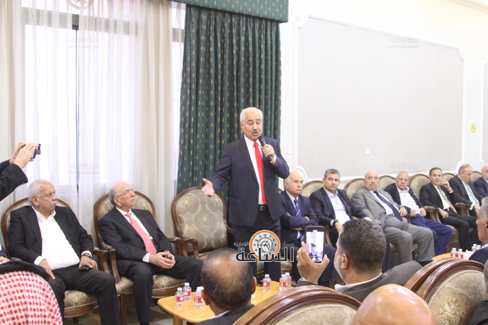 Madar Al-Saa Images 0.18716719771067614