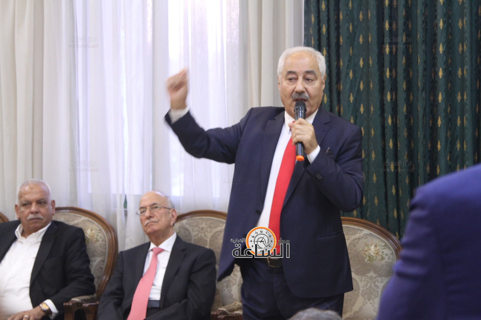 Madar Al-Saa Images 0.849553817834581