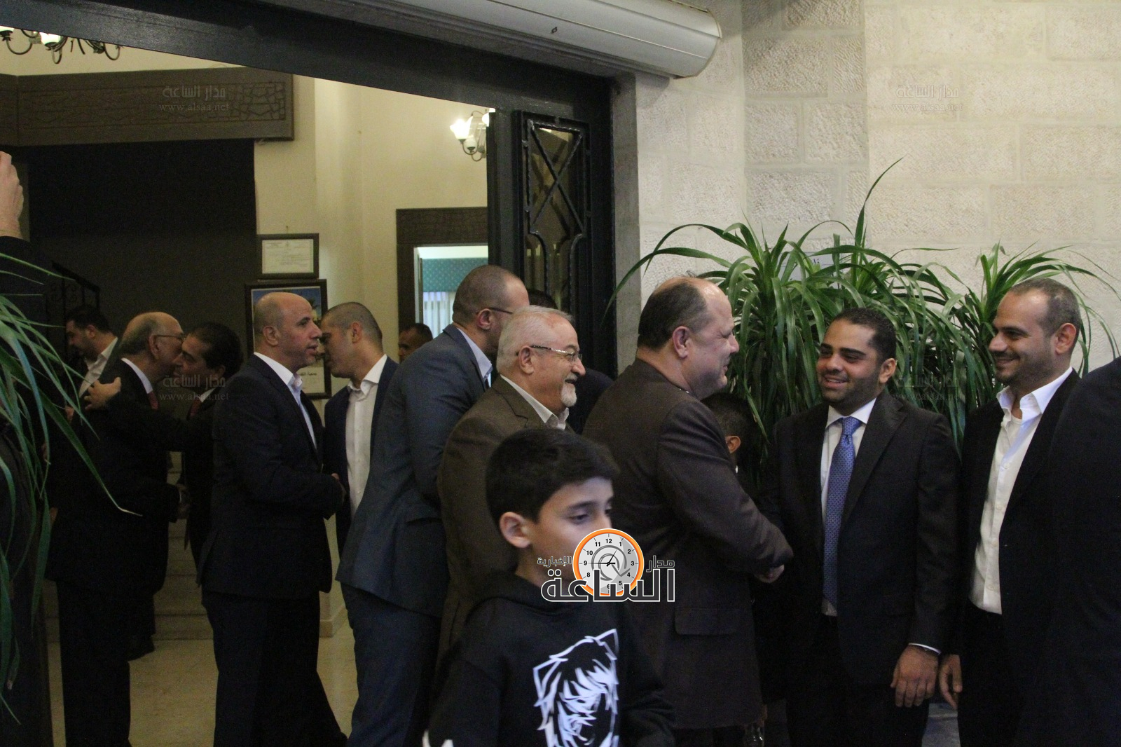 Madar Al-Saa Images 0.9959020913137602