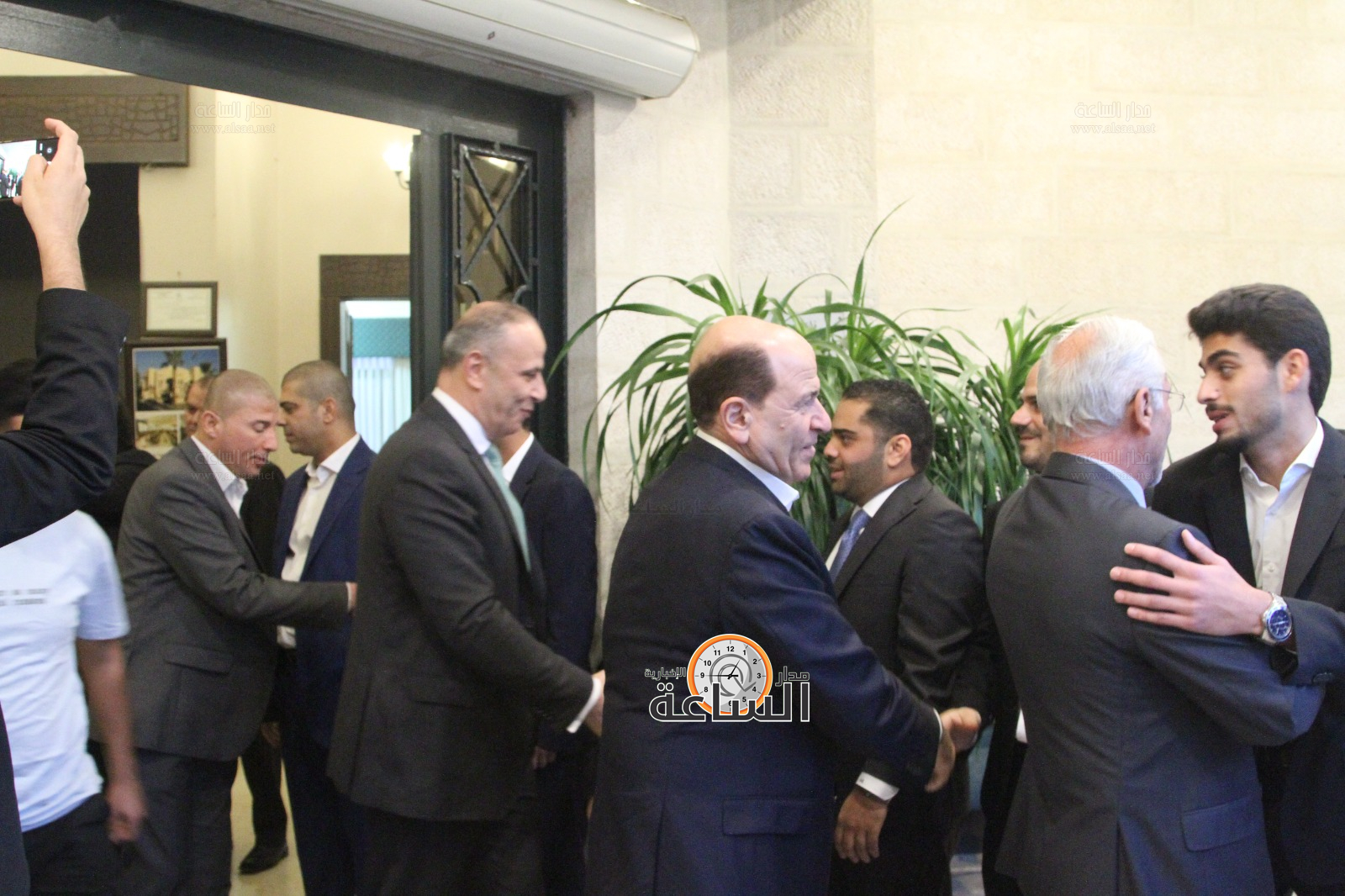 Madar Al-Saa Images 0.3745824295960438