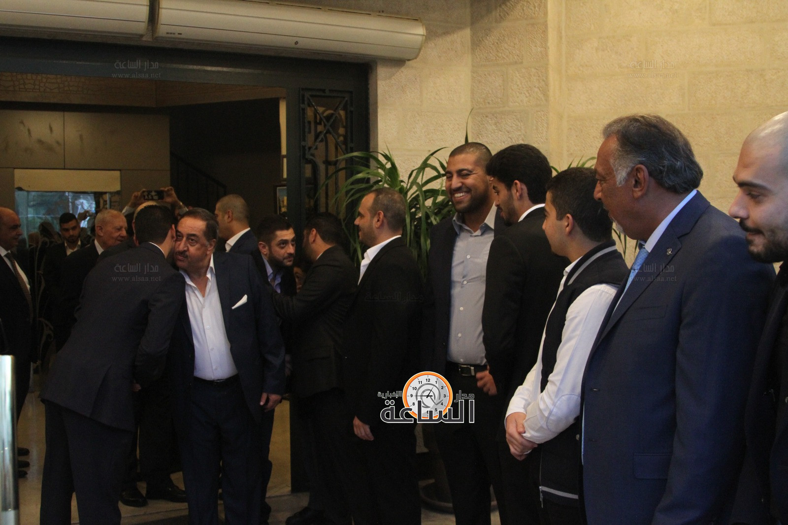 Madar Al-Saa Images 0.45885390668027615