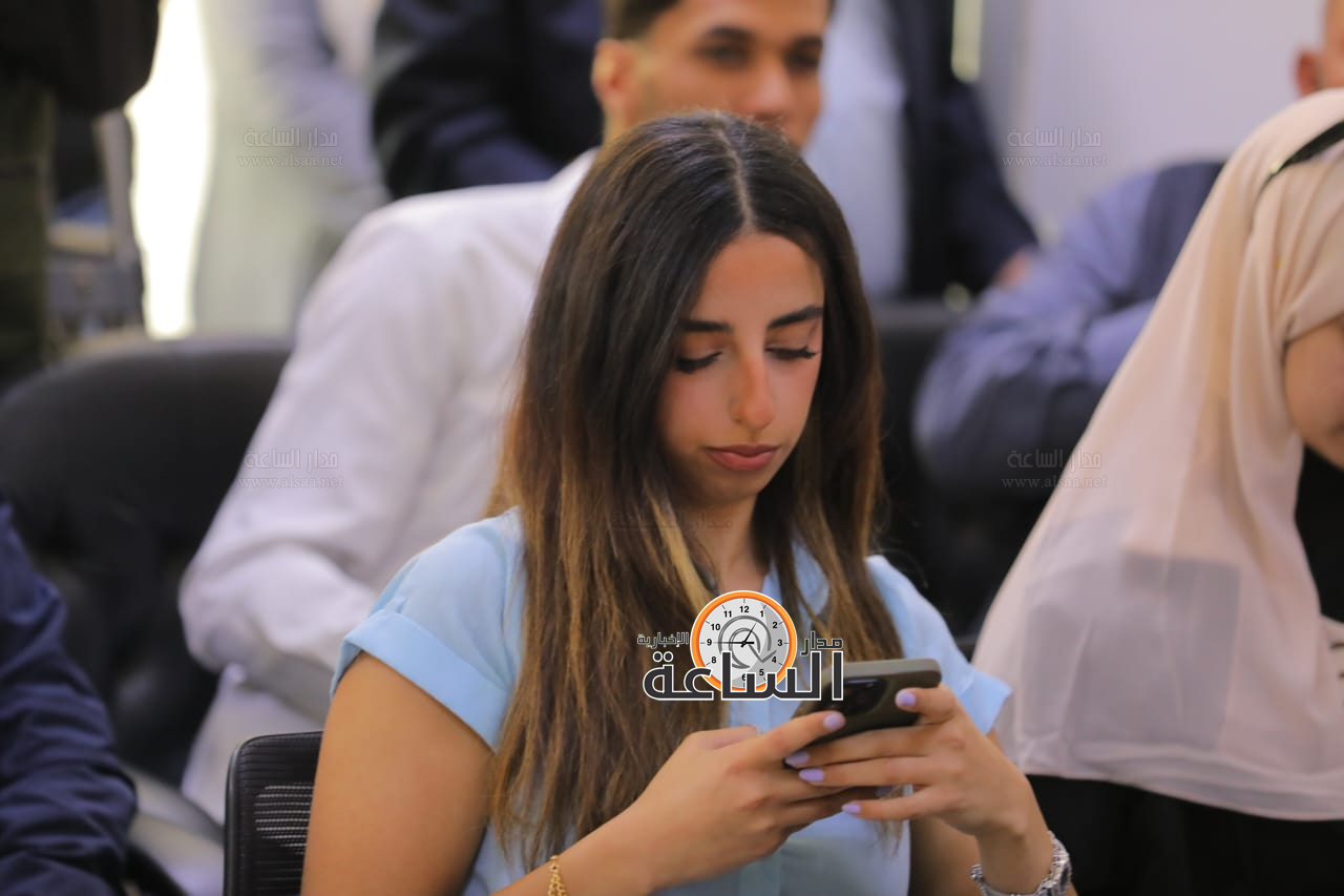 Madar Al-Saa Images 0.12370440352364187