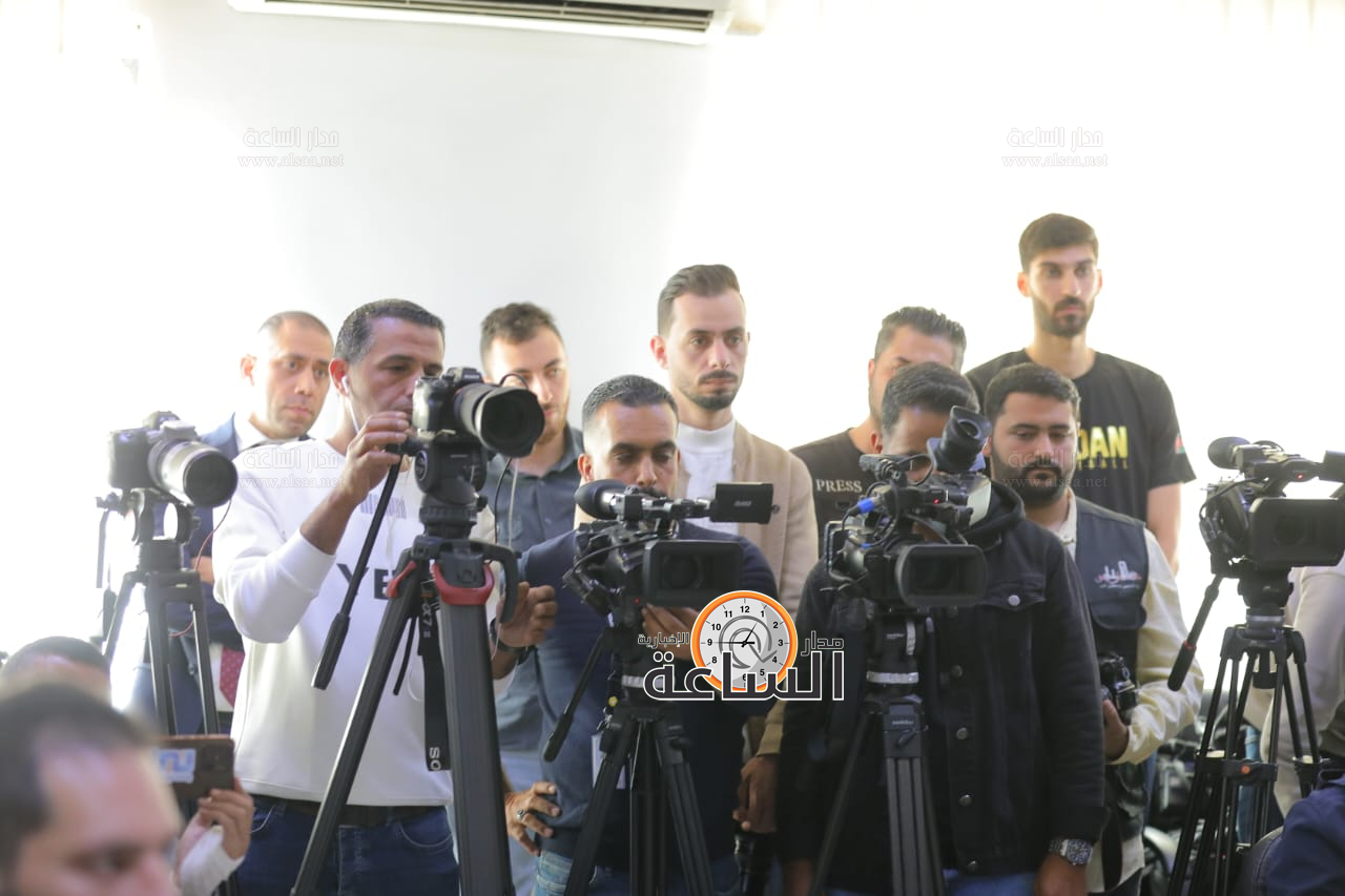 Madar Al-Saa Images 0.6941308693281734