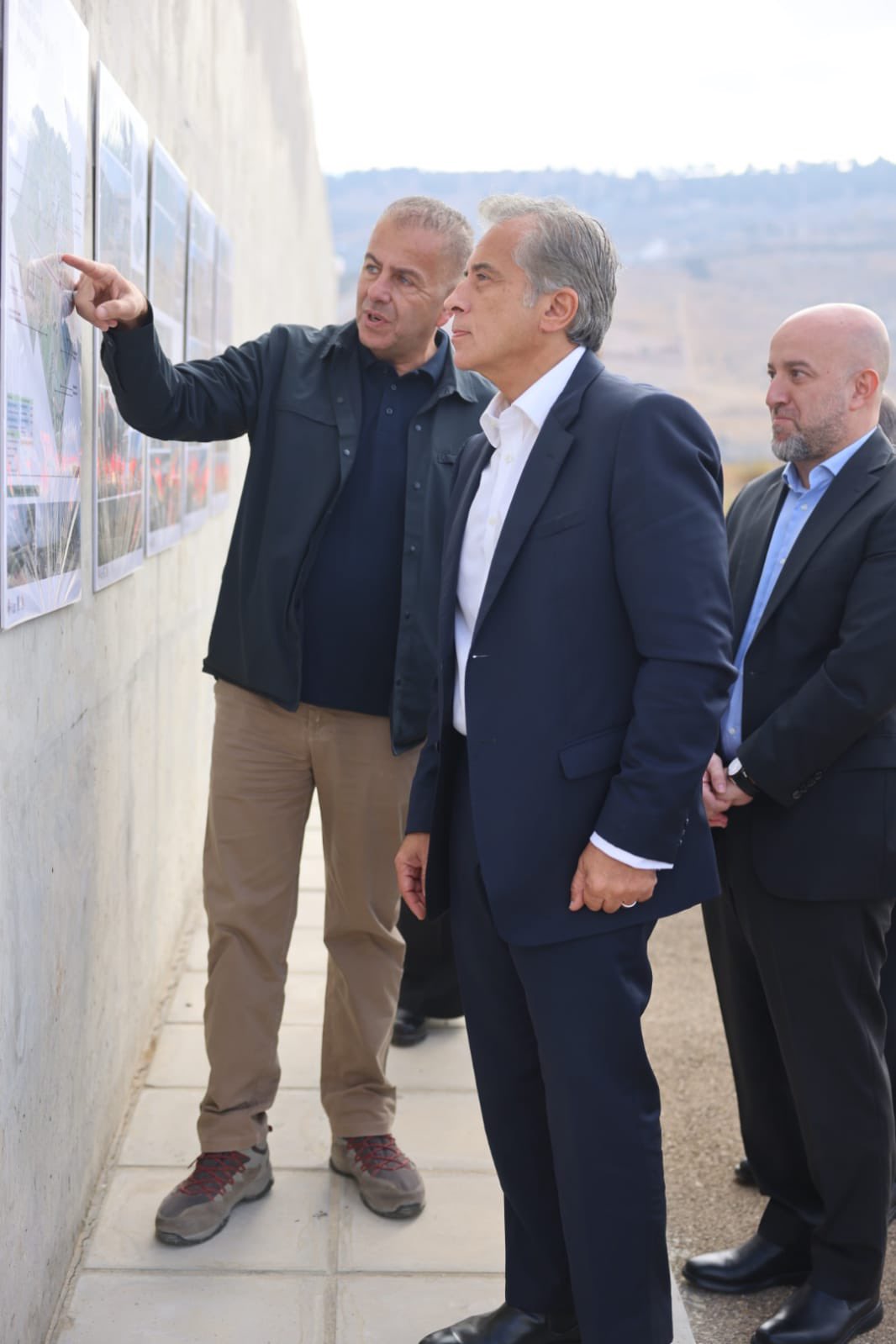 Madar Al-Saa Images 0.8950552467559427