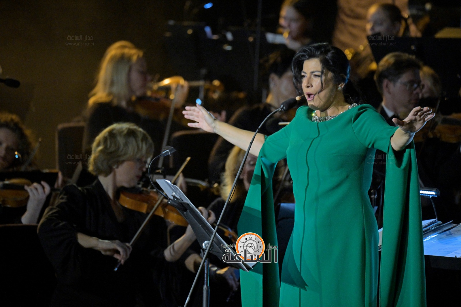 Madar Al-Saa Images 0.38004390003947597