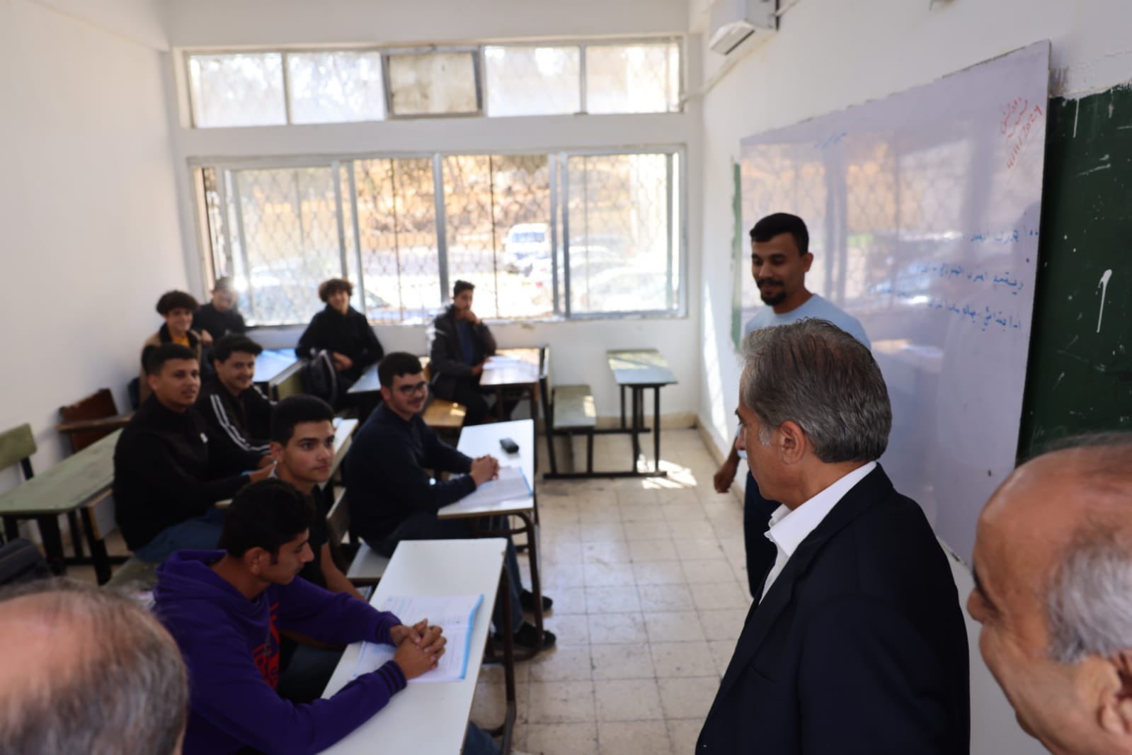 Madar Al-Saa Images 0.30737719593088486