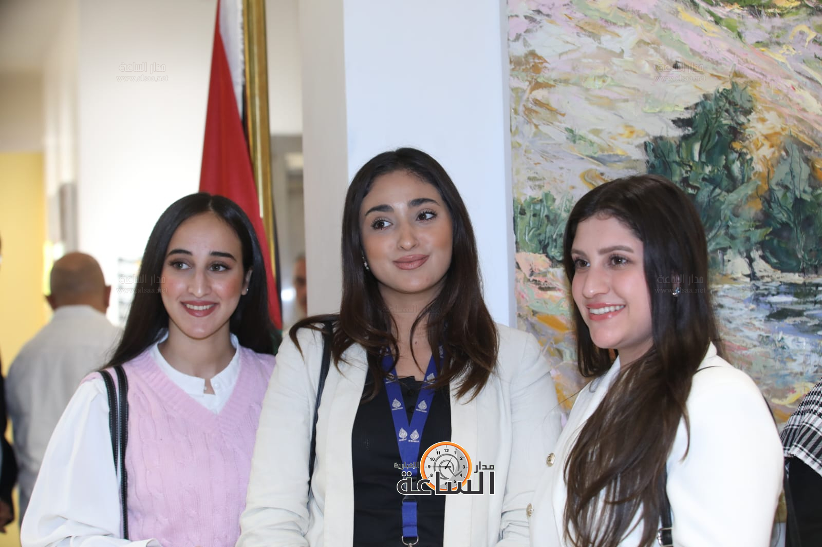 Madar Al-Saa Images 0.43701435374878383