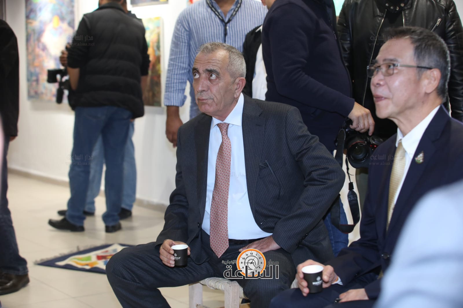 Madar Al-Saa Images 0.9881351353627588