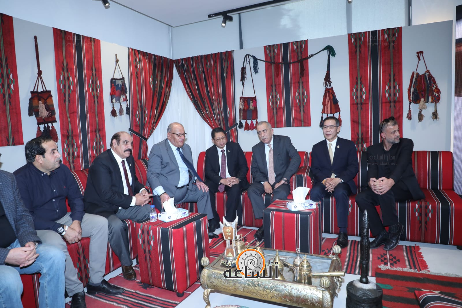 Madar Al-Saa Images 0.8204620268827676