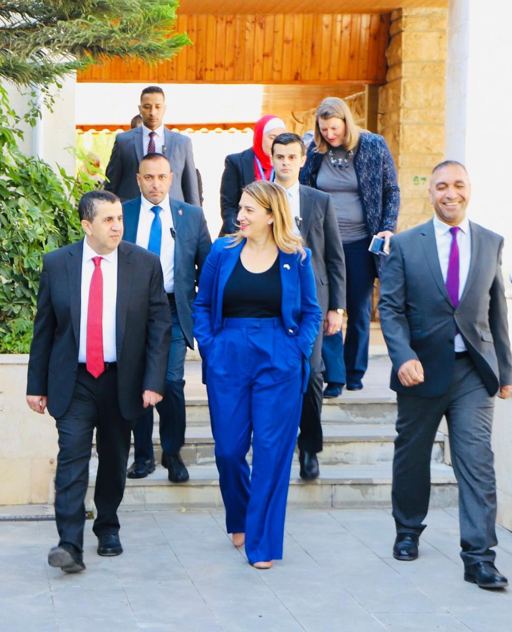 Madar Al-Saa Images 0.5214001854608612