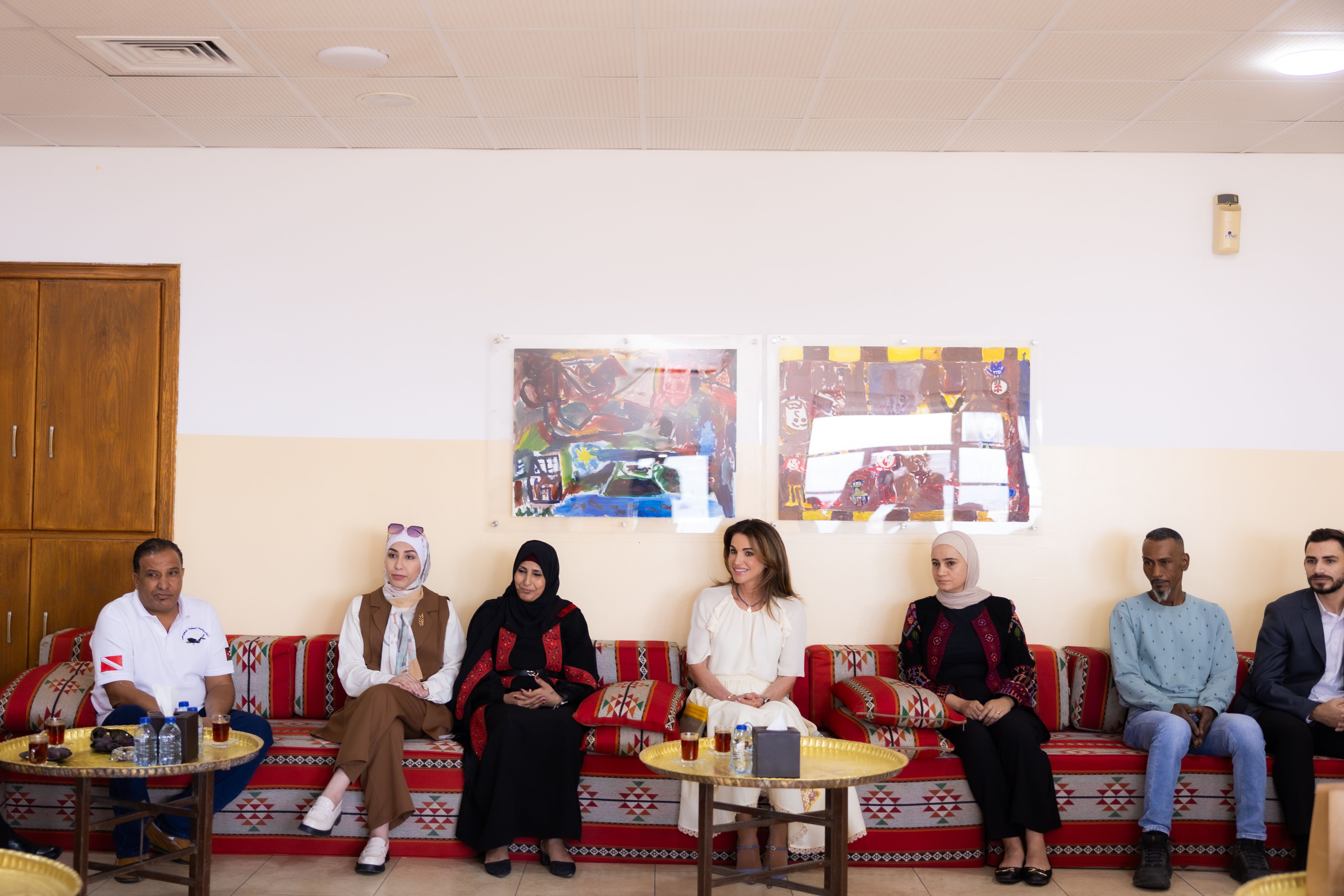 Madar Al-Saa Images 0.46907314808754896