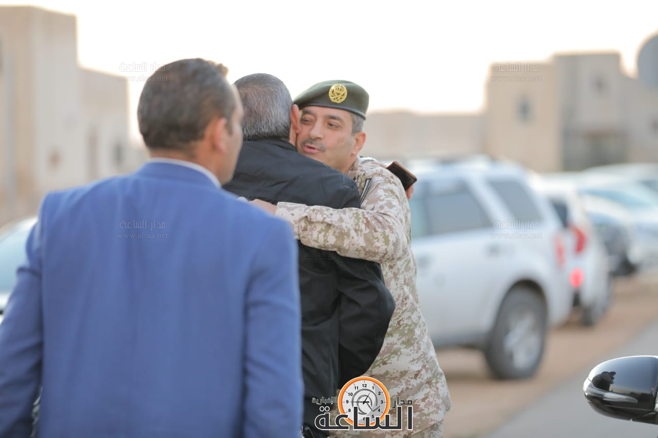 Madar Al-Saa Images 0.3997862442568103