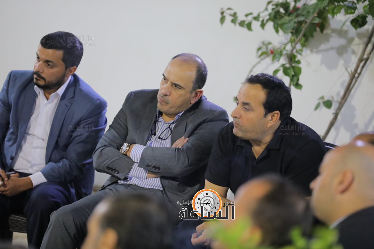 Madar Al-Saa Images 0.39558422436451246