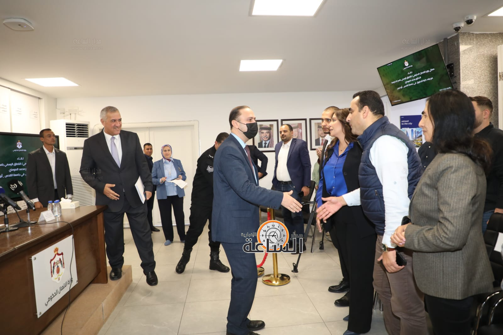 Madar Al-Saa Images 0.4738320878842215