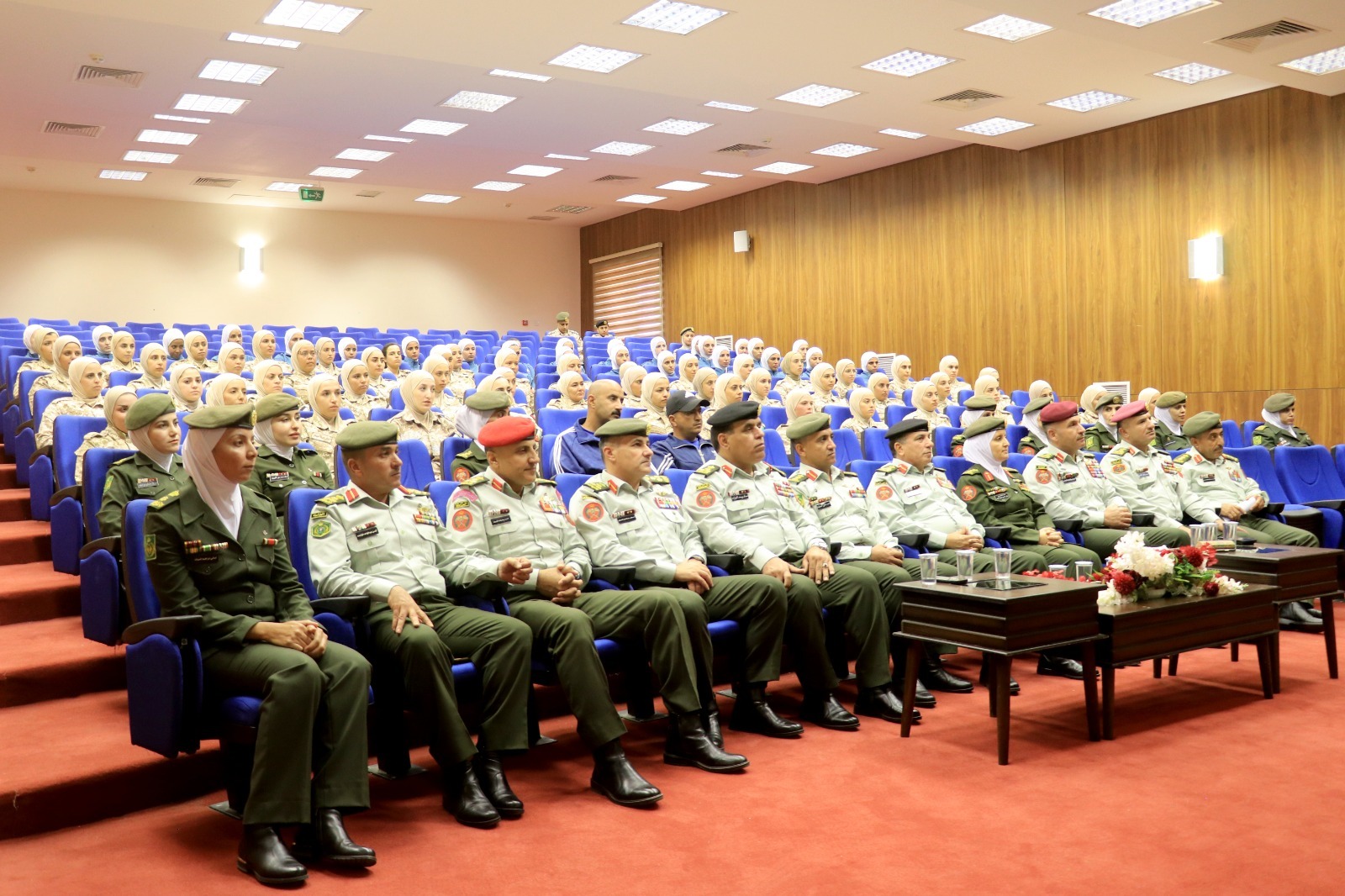 Madar Al-Saa Images 0.47002058077918485