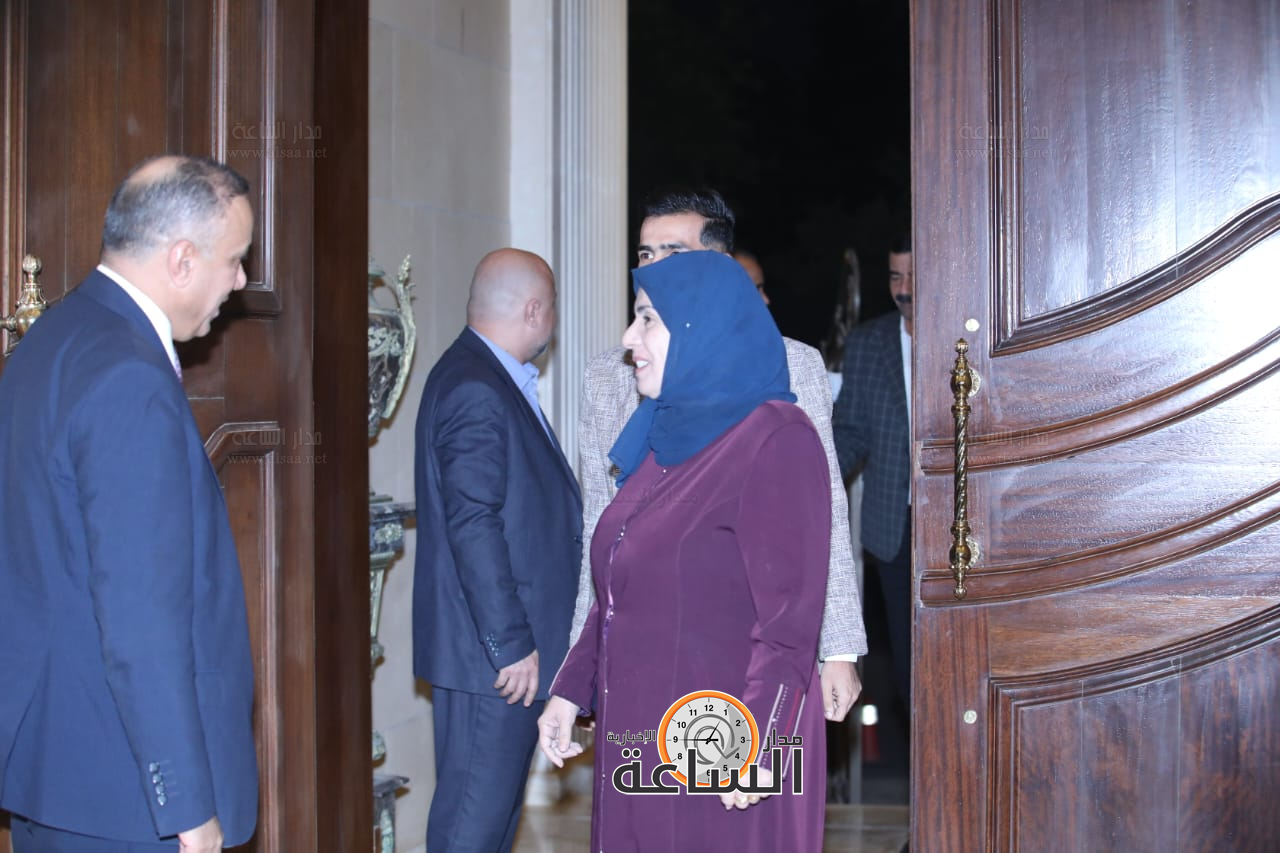 Madar Al-Saa Images 0.9836754674656416