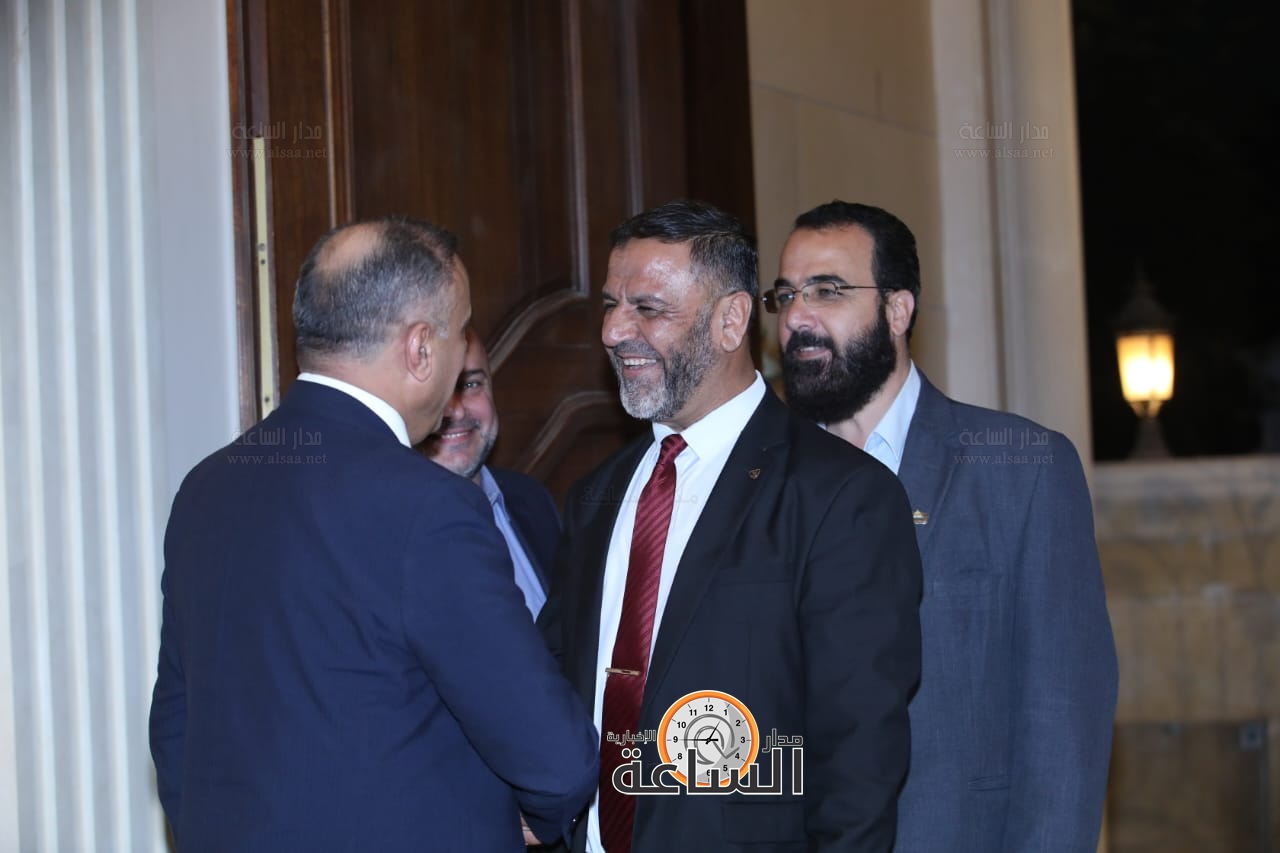 Madar Al-Saa Images 0.9201928891449187