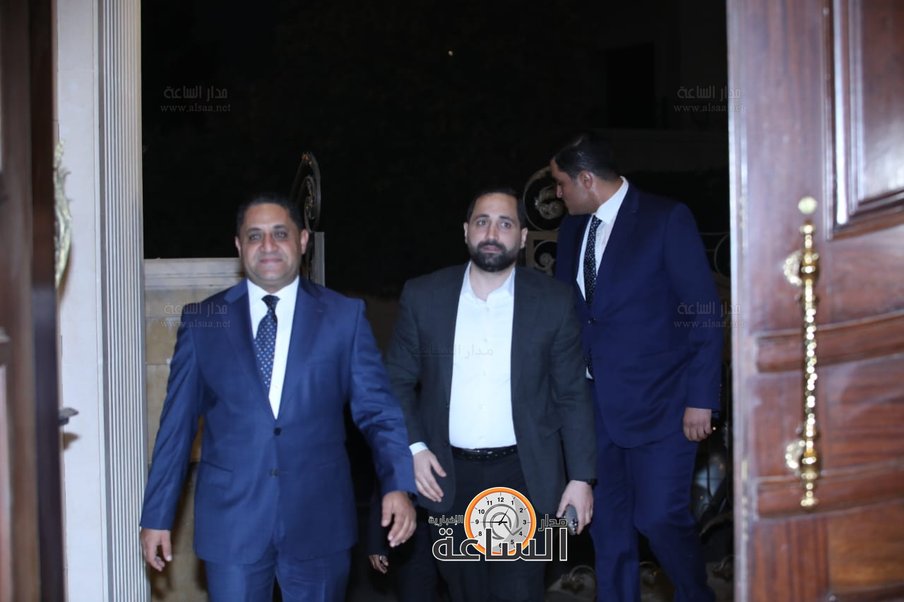 Madar Al-Saa Images 0.25053143296869784