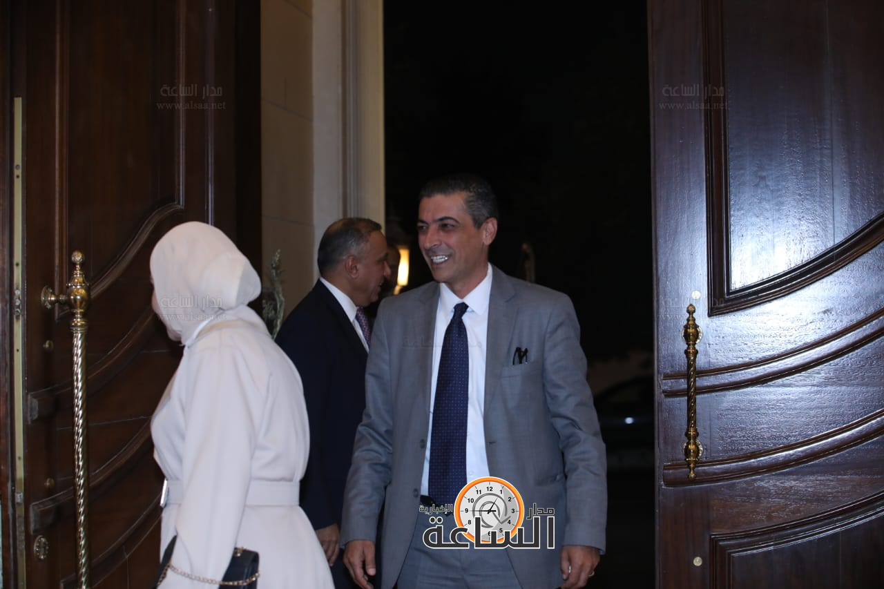 Madar Al-Saa Images 0.8832116825063407