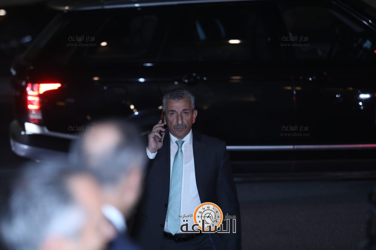 Madar Al-Saa Images 0.48829785555825556