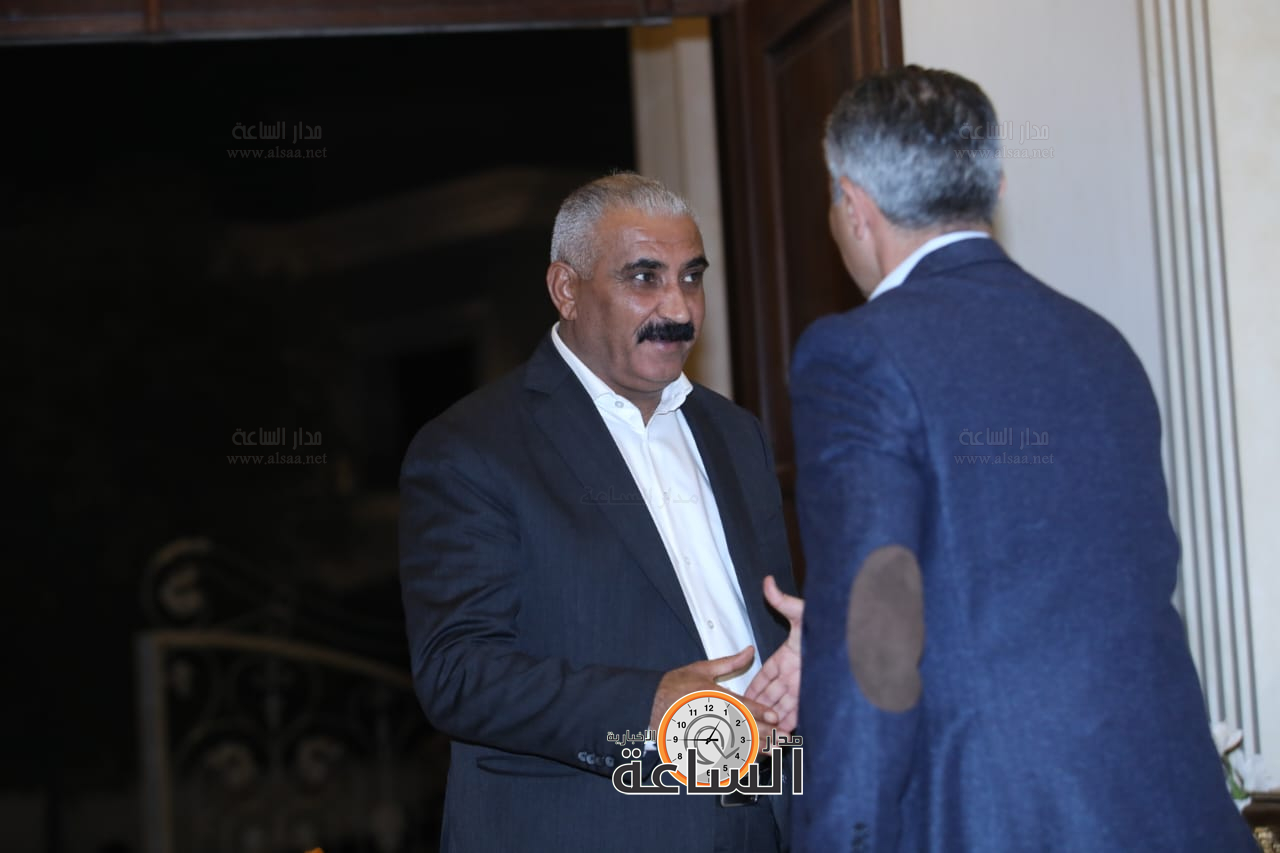 Madar Al-Saa Images 0.7617985274559267