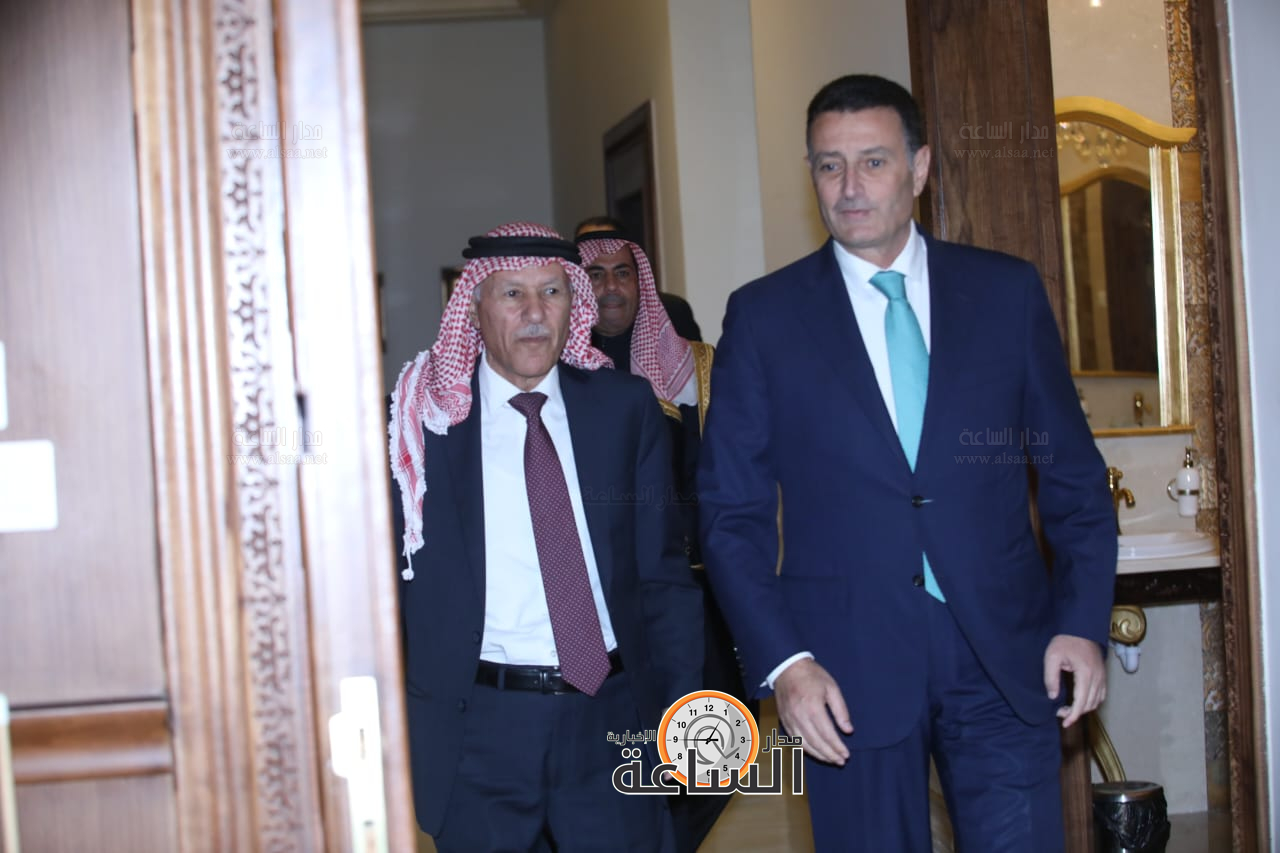 Madar Al-Saa Images 0.9036837576388841