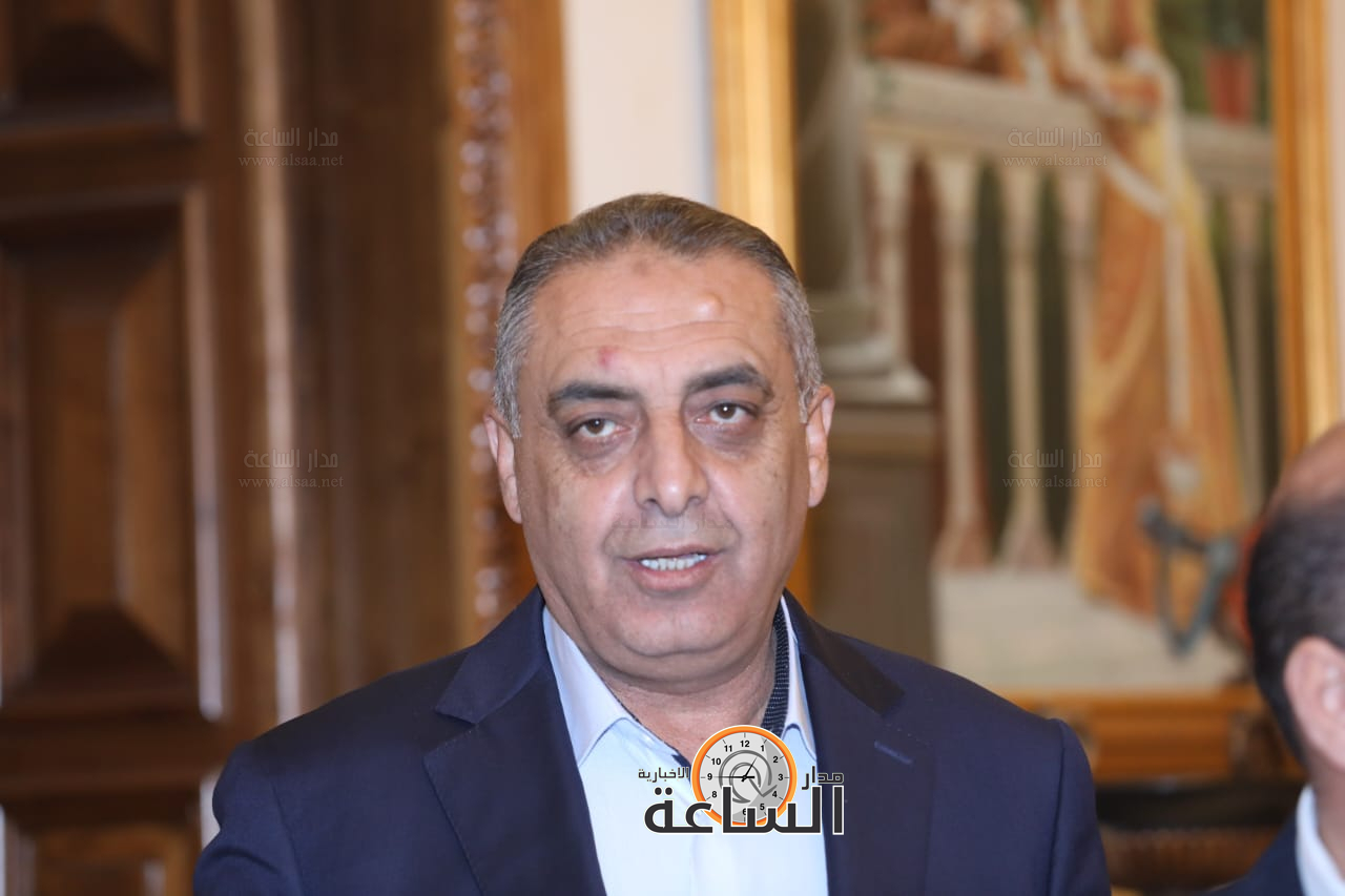 Madar Al-Saa Images 0.15193144487526755