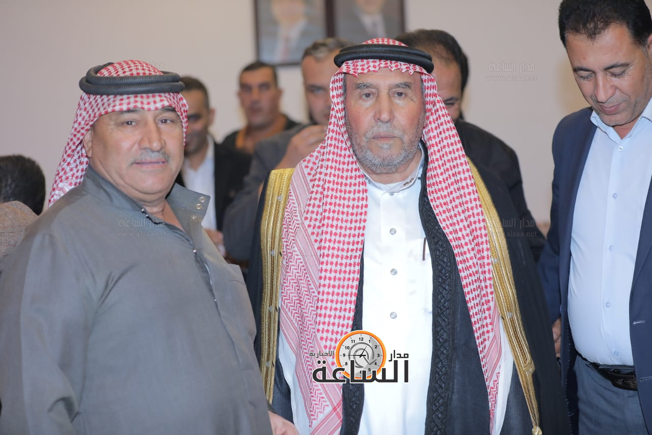 Madar Al-Saa Images 0.687193200638637