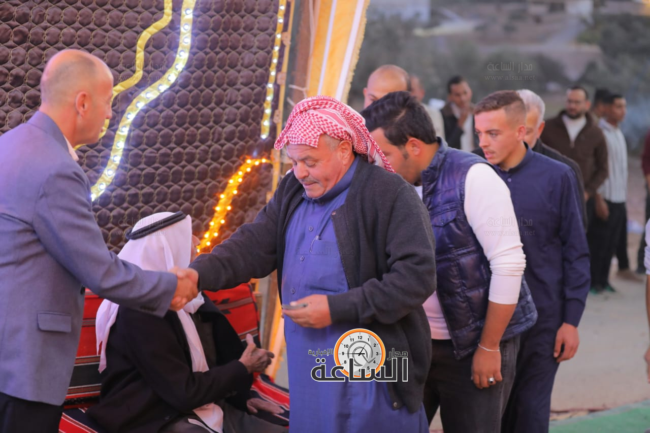 Madar Al-Saa Images 0.017288905153994172