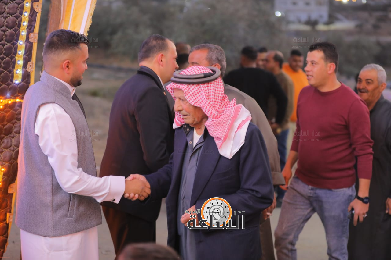 Madar Al-Saa Images 0.2704182479083388