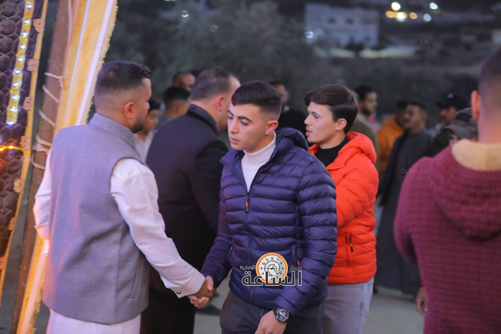 Madar Al-Saa Images 0.6881240516967824