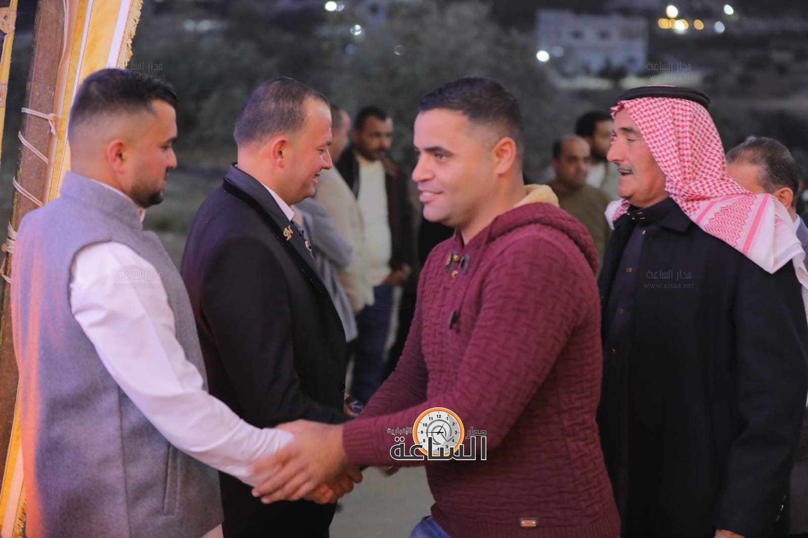 Madar Al-Saa Images 0.47387157367612387