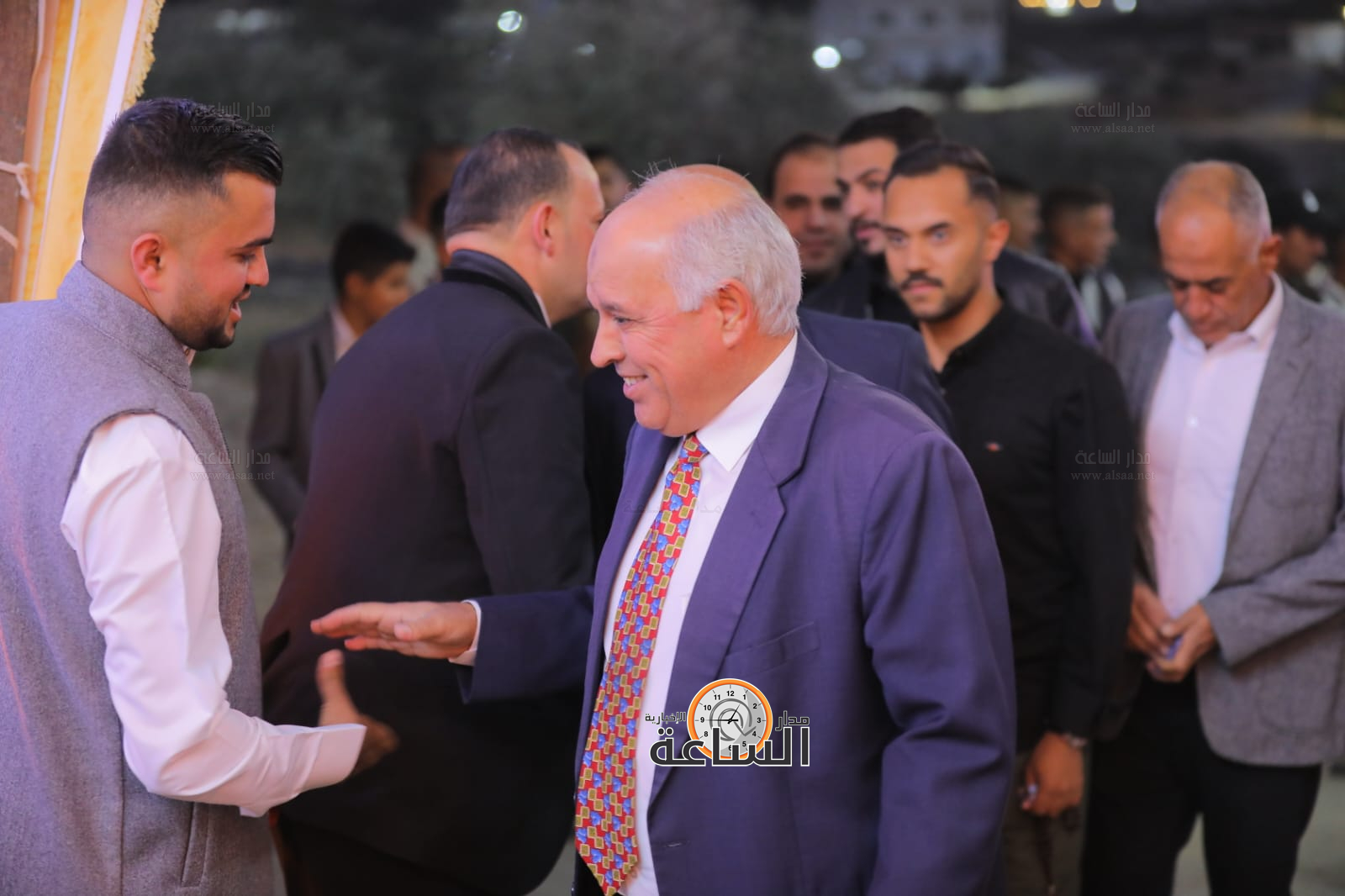 Madar Al-Saa Images 0.3399559344830583