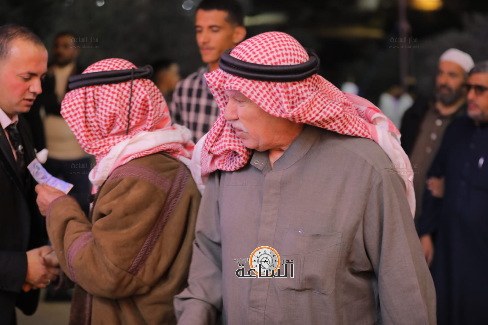 Madar Al-Saa Images 0.24406948817806118